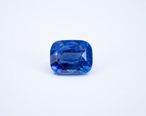 4.11ct Royal Blue Sapphire